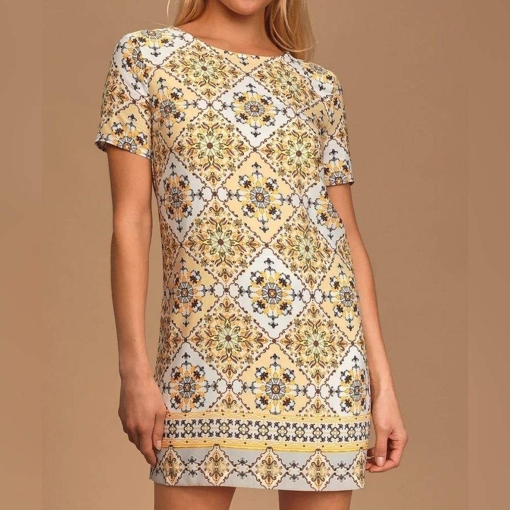 Lulus Dandy Lion Yellow Print Shift Dress Lined Size XS